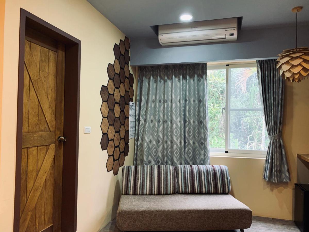 五船民宿 5Boat B&B Yuchi Exterior foto