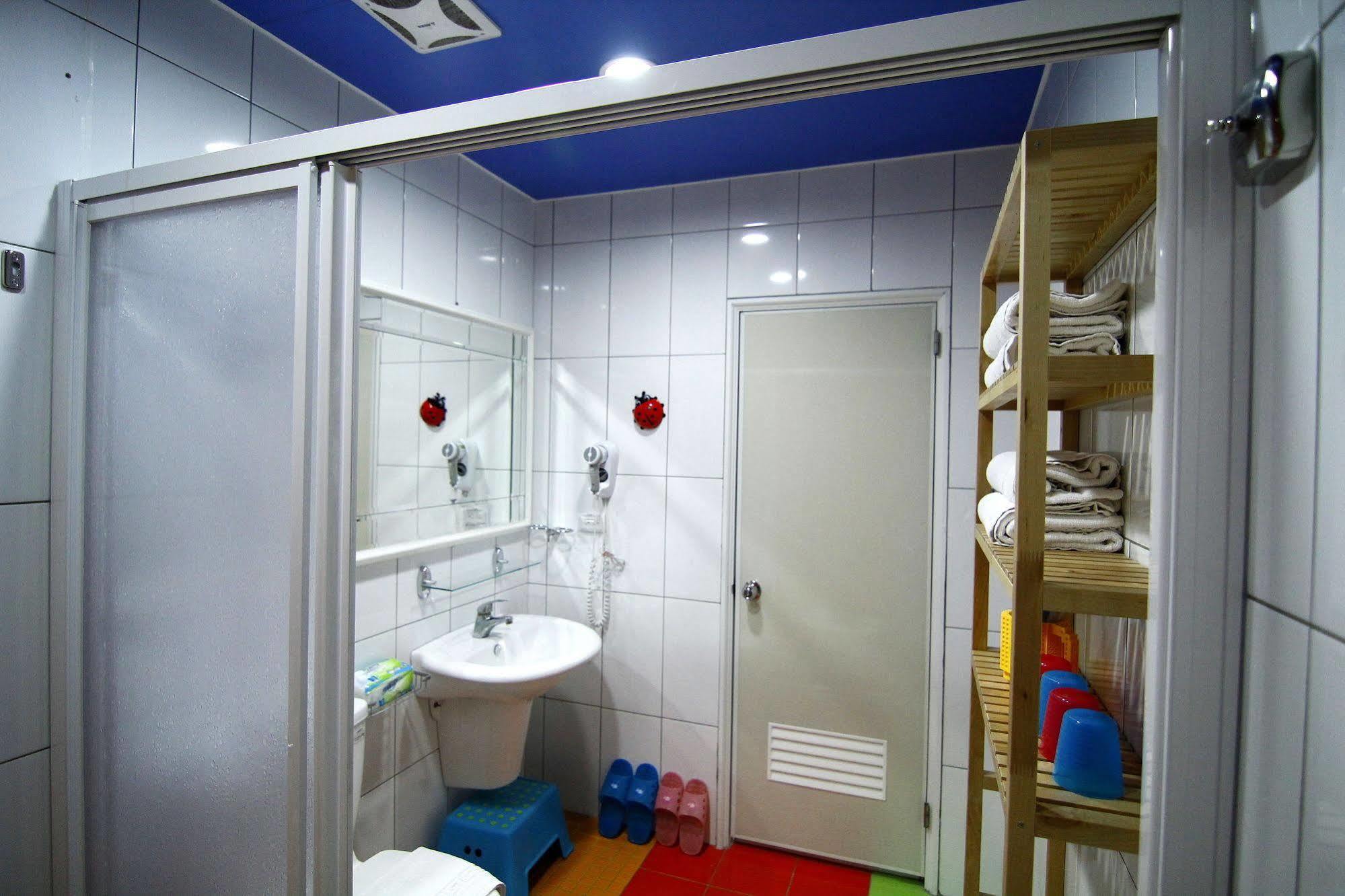 五船民宿 5Boat B&B Yuchi Exterior foto